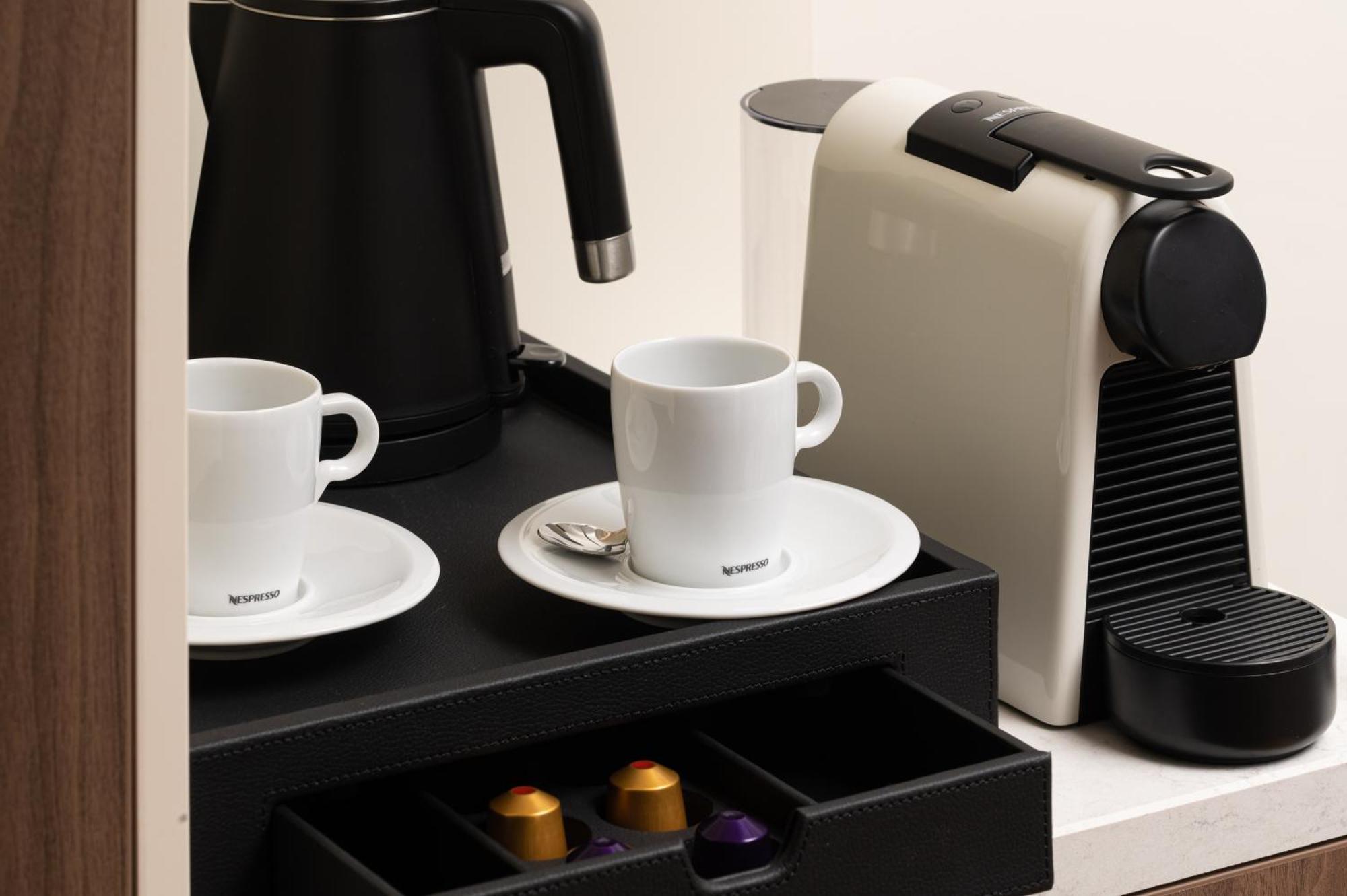 Radisson Blu Hotel, Cluj Εξωτερικό φωτογραφία A Nespresso coffee machine